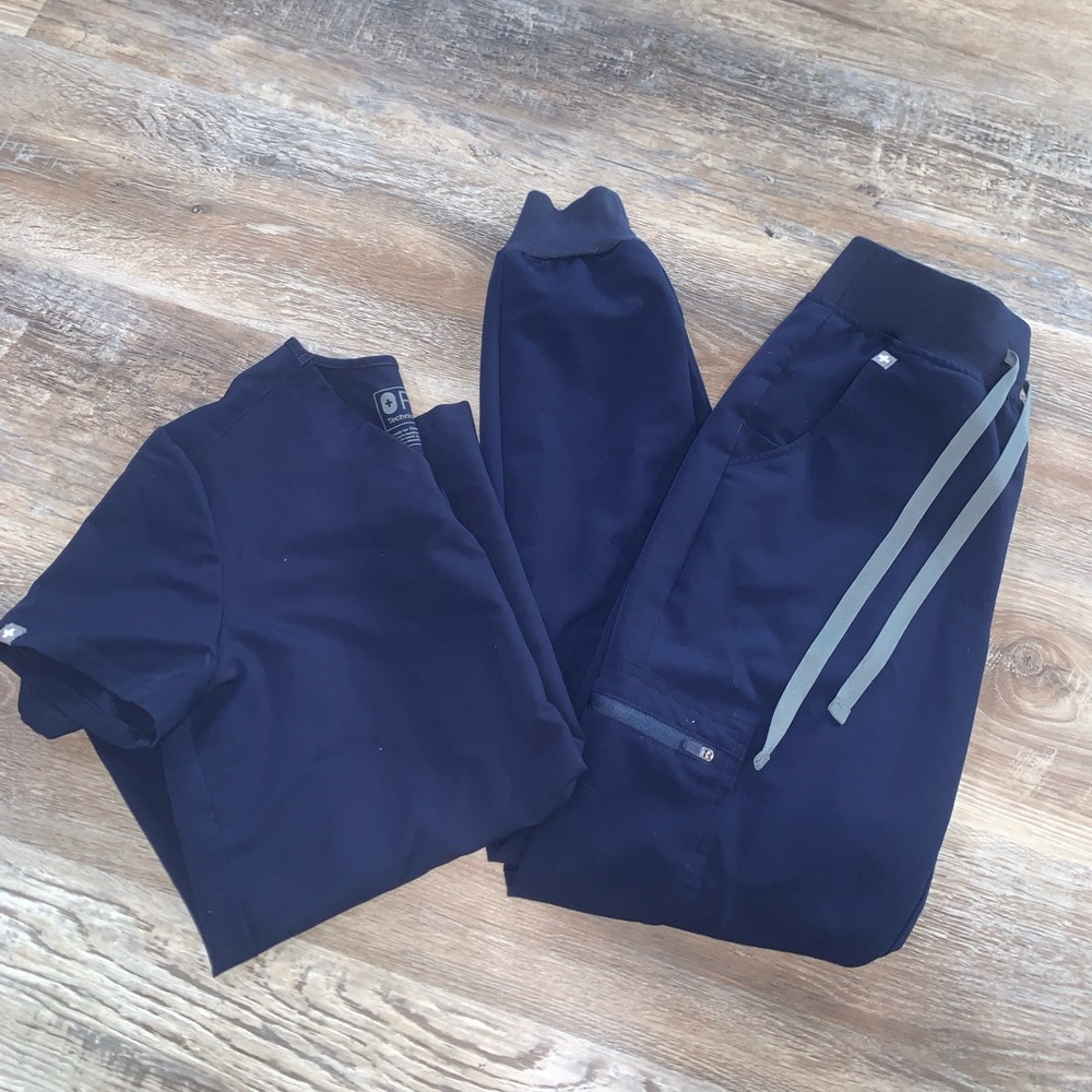 XXS- Figs Zamora Joggers High Waisted and One Pocket stop